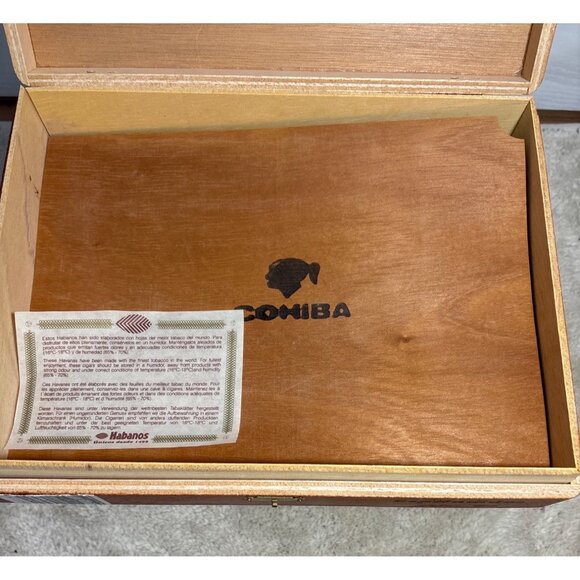 Cohiba Espléndidos Cigar Wooden Box With Cuban Seal & Latch Closure - Picture 8 of 8